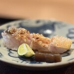 茜坂大沼 - 甘鯛を炭火による鱗焼き