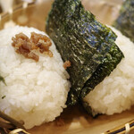 いちひろ堂 - おにぎり定食（おにぎり1つを肉そぼろに変更）