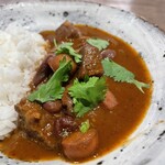 ワインとスパイス小料理 Dal Mellow - フェイジョアーダ。ソーセージにほっこり