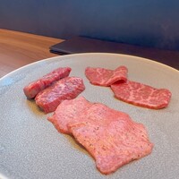 焼肉うしごろ 新宿三丁目店 - 