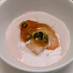 グラスコート - トマトの寄せ豆腐中華風