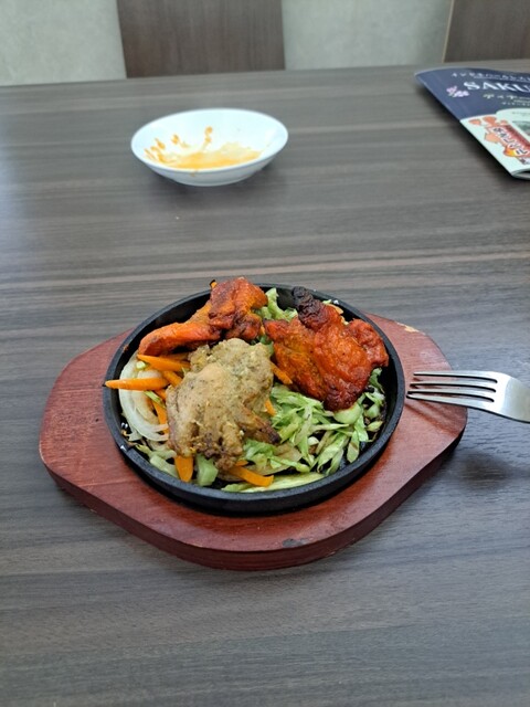 indoneparuresutoransakura photo 3