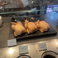 ザ タヴァン グリル＆ラウンジ - 
