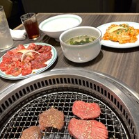 上野太昌園 上野本店 - 厚切り上タン塩焼いてます！