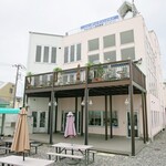 MARINA RESTAURANT TRIM - 江戸川側からの外観ですｗ　2Fがお店ですｗ