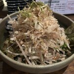 魚酔 - 大根と揚げじゃこの梅肉サラダ
