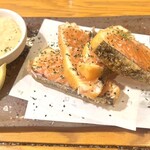 魚のとりやまさん - サーモンのレアフライ1,299円