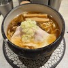 人類みな麺類とエスサワダ