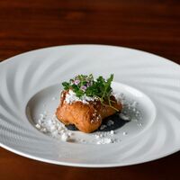 マイタケと黒トリュフのベニエ