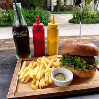 バック カントリー バーガーズ_1