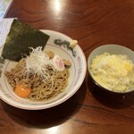 赤まろラーメン　翔 - 料理写真: