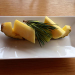 ビブレ - 朝食 パインとキウイ