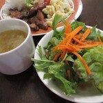 小さな街の食堂 cafe MISTY - セットのサラダとスープ