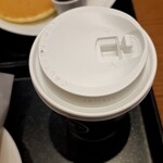 タリーズコーヒー - ドリルの回転に因り、『後方』に推進力が働く筈だとか、掘削した土の排出はどうするとか、穴を堀り続けてもそのトンネルの補強をしなければ地盤の上からの、圧力が掛からないか等々。でも創作物は、夢が在りますし、