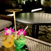 RED ROOM rooftop & grill - 