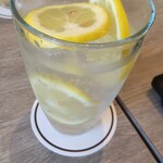 モスプレミアム 桜木町クロスゲート店 - 生レモンサワー