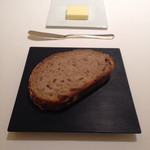 カンテサンス - メゾンカイザーのパン