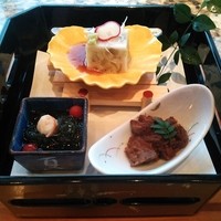 鉄板焼ステーキ 喜扇亭 東京ミッドタウン店 - 前菜3種