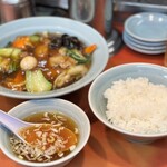 丸吉飯店 - 