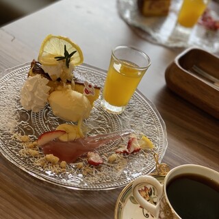 口コミ一覧 : cafe Moelleux （カフェ モエル） - 播磨/カフェ [食べログ]