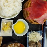 磯丸水産 - まぐろ２種盛り定食