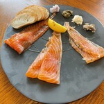 QUAYS pacific grill - 