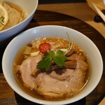 らぁ麺や 嶋 - 特上昆布水つけ麺【塩】つけ汁