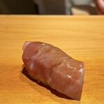鮨 はしもと - 鮪大トロ 塩釜 石司より