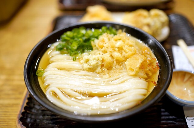 うどんまる Amazon.co.jp: マルちゃん 赤いまめきつねうどん (東) 41g