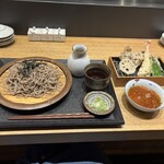喜久や - 天ぷら蕎麦（大盛り）