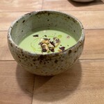 セミーナ -  　たっぷりの量でとっても滑らか。グリーンアスパラそのまま頂いています、という味わいにローストナッツの香り！