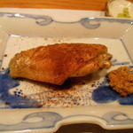 じどりや 穏座 - 雌手羽先の塩焼き山わさびと香川産かめびし醤油のフリーズドライ　
