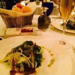 イル・テアトロ - 2014/08 前菜：フェンネルの香る真鯛のカルパッチョ　ハーブ風味のドレッシング