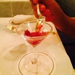 イル・テアトロ - 2014/08 グラニテ：グレープフルーツのグラニテ