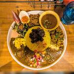 スパイスカリー ハルモニア - モリモリな感じ！