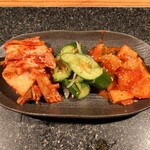 じゅう兵衛 はらみ堂 - キムチ盛り合わせ