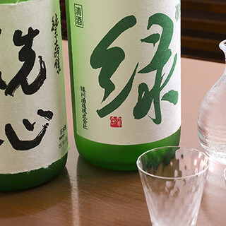 握りと相性抜群◆厳選日本酒と豊富なドリンクをご用意