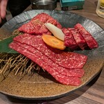 焼肉もとやま  - 