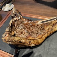 炅 - 前田牧場骨付きステーキ