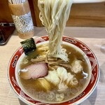 支那ソバ すずき - ワンタン麺（3個入り）