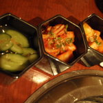 よろにく - キムチ3種