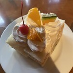 ヤマモト - オレンジ、モモ、さくらんぼ、メロンが上に。全て甘くて美味しいフルーツさんたちでした。