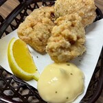 個室で味わう博多もつ鍋と手打ち焼き鳥 呑兵衛 - 