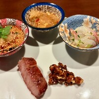中華ダイニング 一途一心 - 前菜盛り合わせ　よだれ鶏、クラゲ、真鯛刺身、クルミ、叉焼