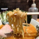 ラーメン 野良裏家 - 麺リフト