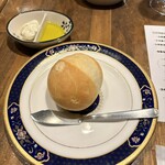 グルマンズ - 自家製セルヴェルドカニュと焼きたてパン