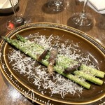 グルマンズ - 福島県会津産 露路アスパラガスのソテー 〜ペコリーノロマーノの香り〜