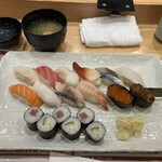 鮨処 西鶴 狸小路店 - 寿司おまかせ1.5人盛り