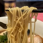 らぁ麺 すぎ本 - 麺は柔らかい