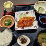 瀬戸内味覚処 芸州 本店 - おまかせ定食